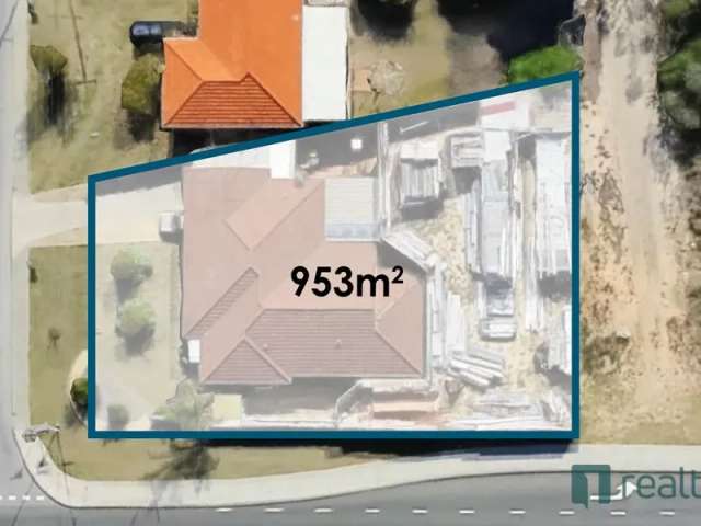 House For Sale in City of Cockburn, Western Australia