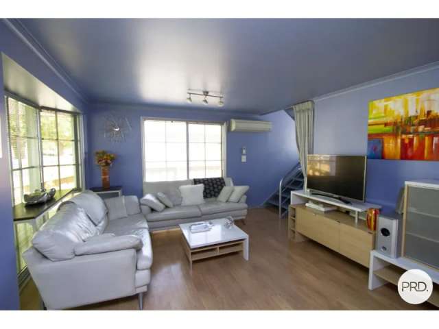 Two Bedroom Home In Central Cbd Close To Health Services ...