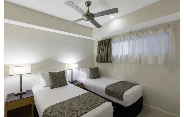 Rent 2 bedroom apartment in DARWIN CITY