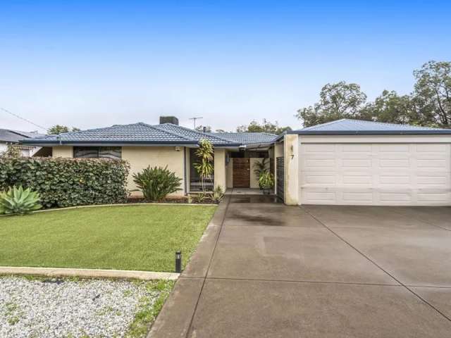 House For Sale in City of Gosnells, Western Australia