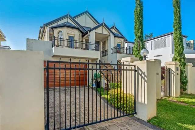 Villa For Rent in Gold Coast City, Queensland