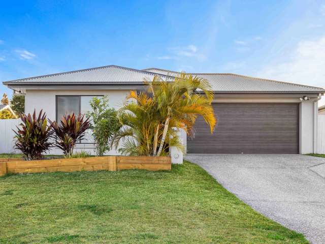 Unlock Your Perfect Home in Pimpama - For Lease!