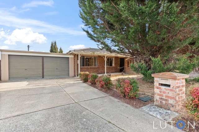 House For Sale in District of Tuggeranong, Australian Capital Territory