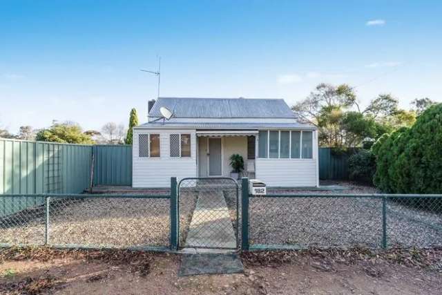 House For Sale in Temora, New South Wales