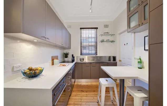 Rent 2 bedroom apartment in Coogee