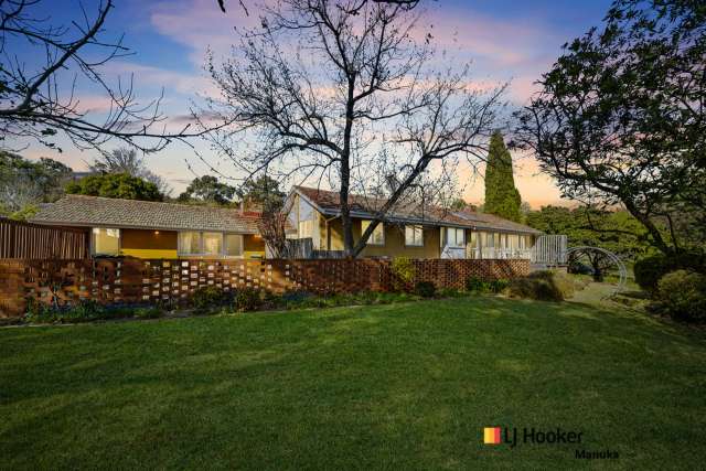 House For Sale in Canberra, Australian Capital Territory