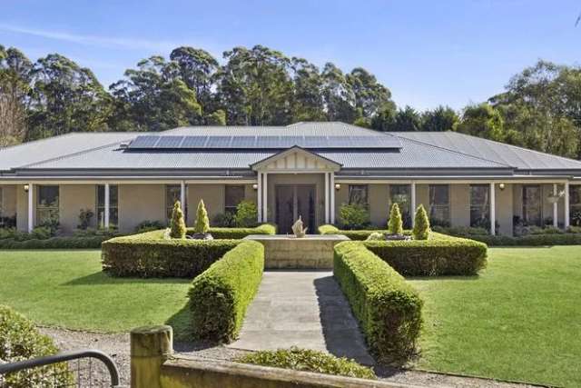 House For Sale in Trentham, Victoria