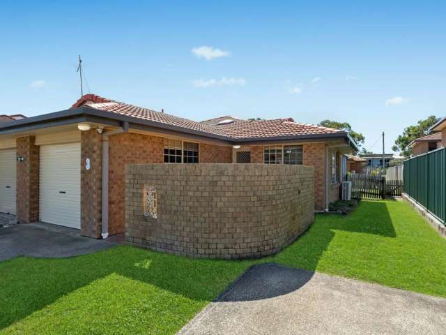 Two bedroom low-maintenance villa