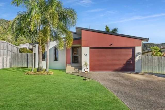 House For Rent in Cannonvale, Queensland