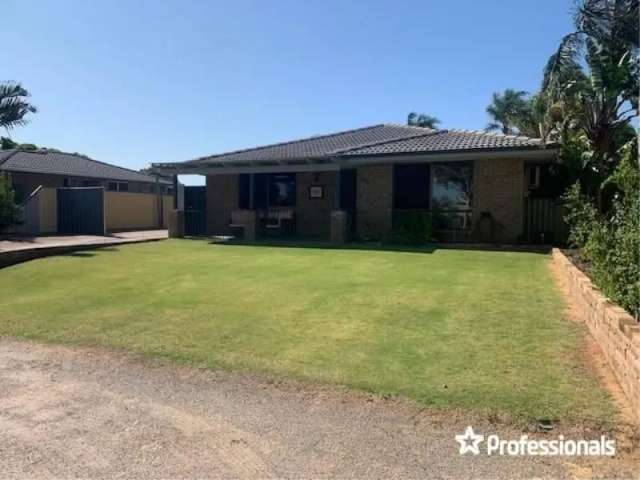 House For Sale in Geraldton, Western Australia