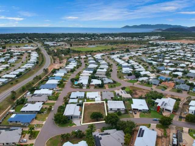 716 sqm levelled block of land in the popular suburb of Bushland Beach.