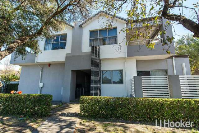 Apartment For Sale in City of Gosnells, Western Australia