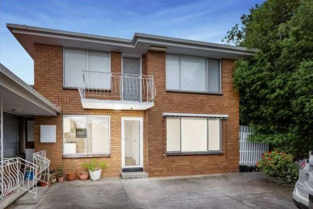 Villa For Rent in Melbourne, Victoria