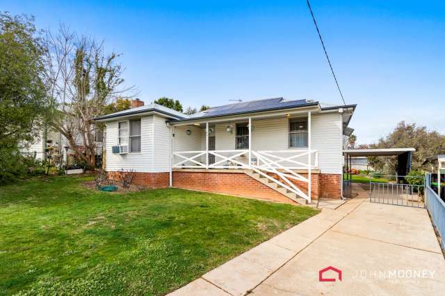 House For Sale in Wagga Wagga City Council, New South Wales