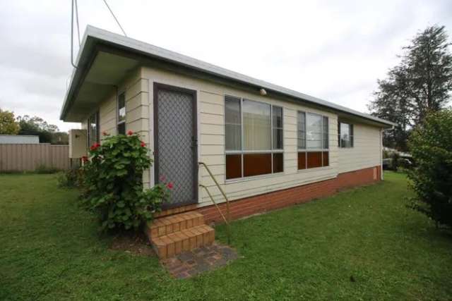 House For Sale in Tenterfield, New South Wales