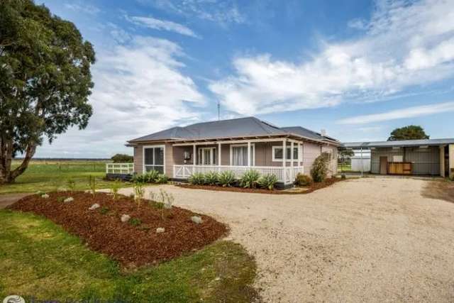 House For Sale in Shire of Wellington, Victoria