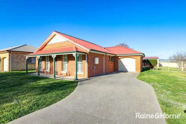 House For Rent in Bathurst, New South Wales