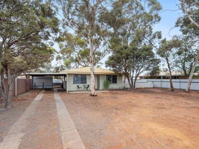 House For Sale in Kambalda West, Western Australia