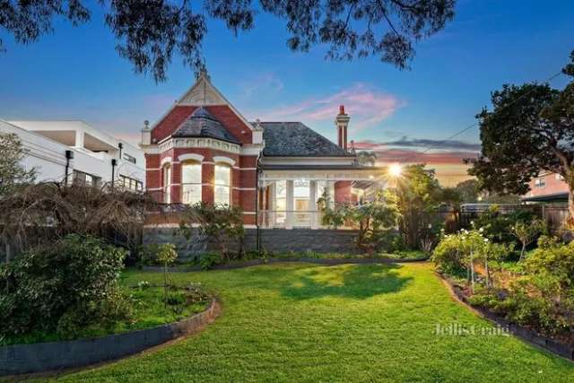 House For Sale in Melbourne, Victoria