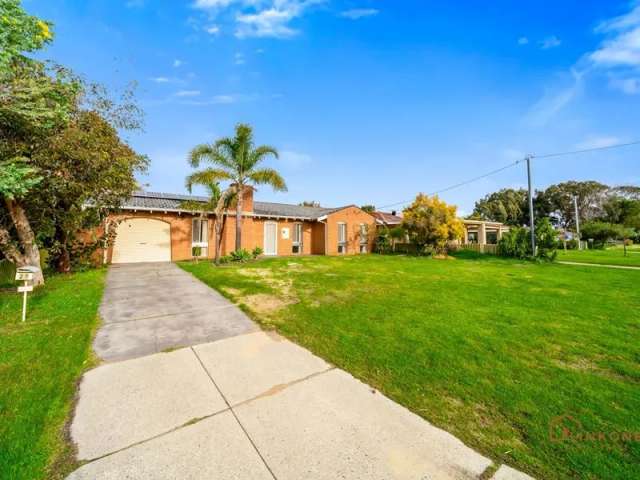 House For Sale in City of Gosnells, Western Australia