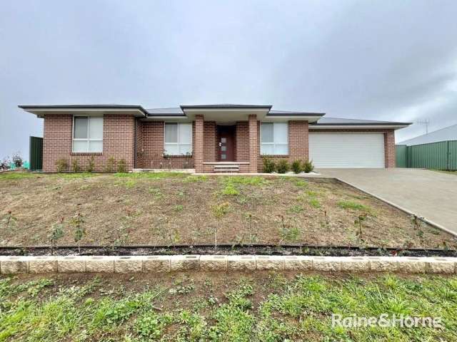 House For Rent in Bathurst, New South Wales