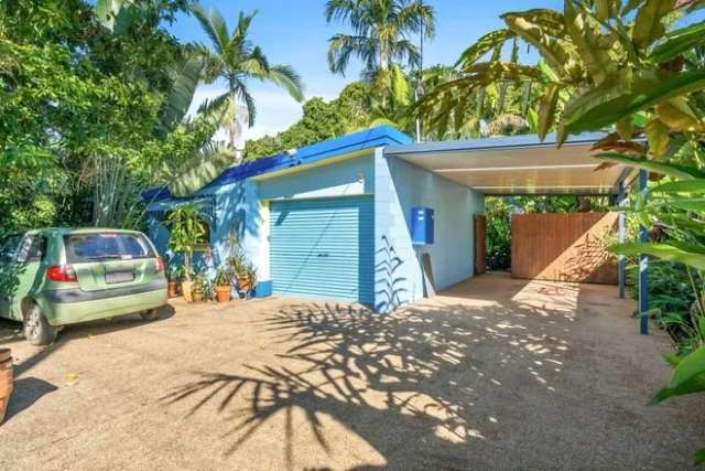 House For Sale in Cairns, Queensland