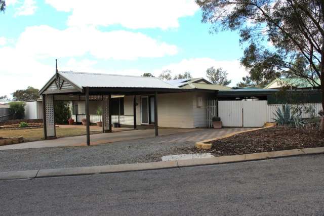 House For Sale in Roxby Downs, South Australia