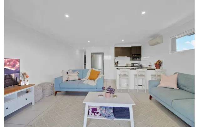 Rent 2 bedroom apartment in Brisbane City