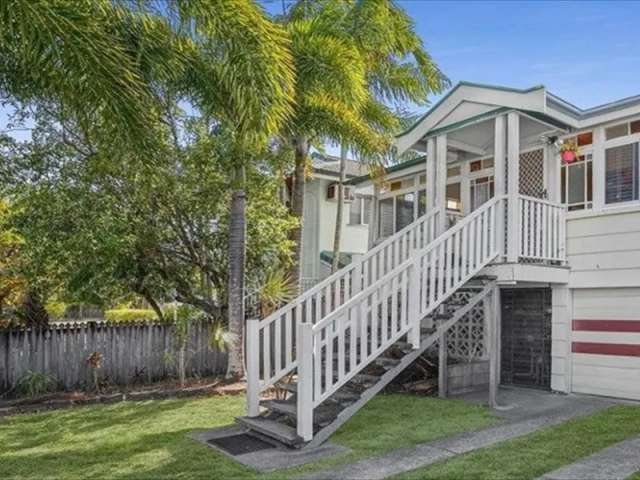 3 Bedroom Classic Queenslander With Modern Updates!