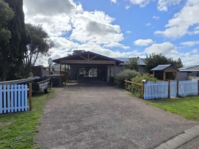 House For Sale in Shire Of Esperance, Western Australia