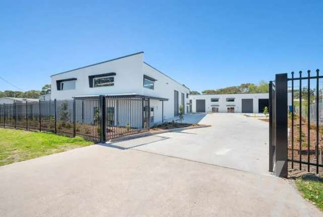 Brand New Warehouses With Mezzanines