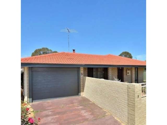 House For Sale in Mandurah, Western Australia