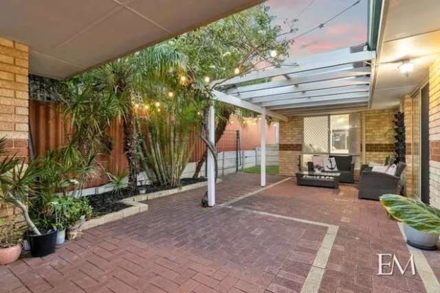 Villa For Sale in City of Stirling, Western Australia