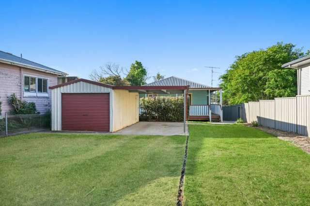 House For Lease - 23A Park Street, Wilsonton QLD 4350