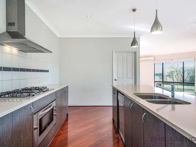 House For Sale in Mandurah, Western Australia