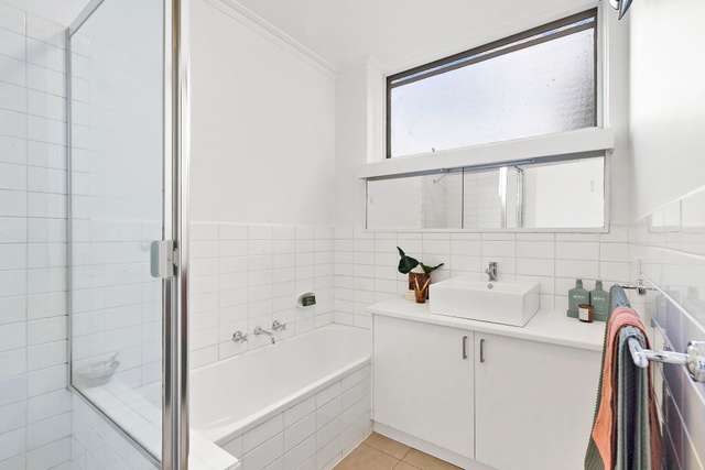 Apartment For Sale in Melbourne, Victoria