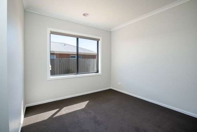 House For Sale in Albury, New South Wales