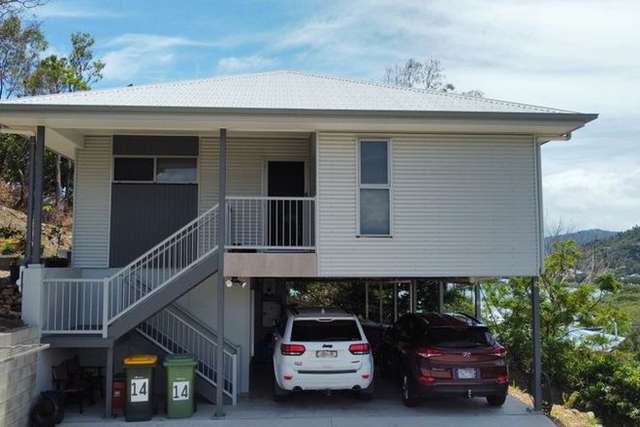 House For Sale in Cannonvale, Queensland